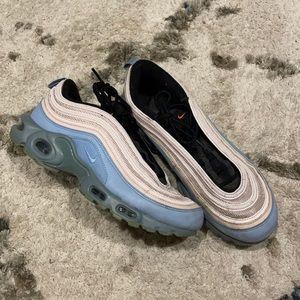 Nike AirMax reflective blue sneaker shoe